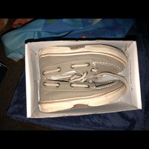 Toddler sperrys